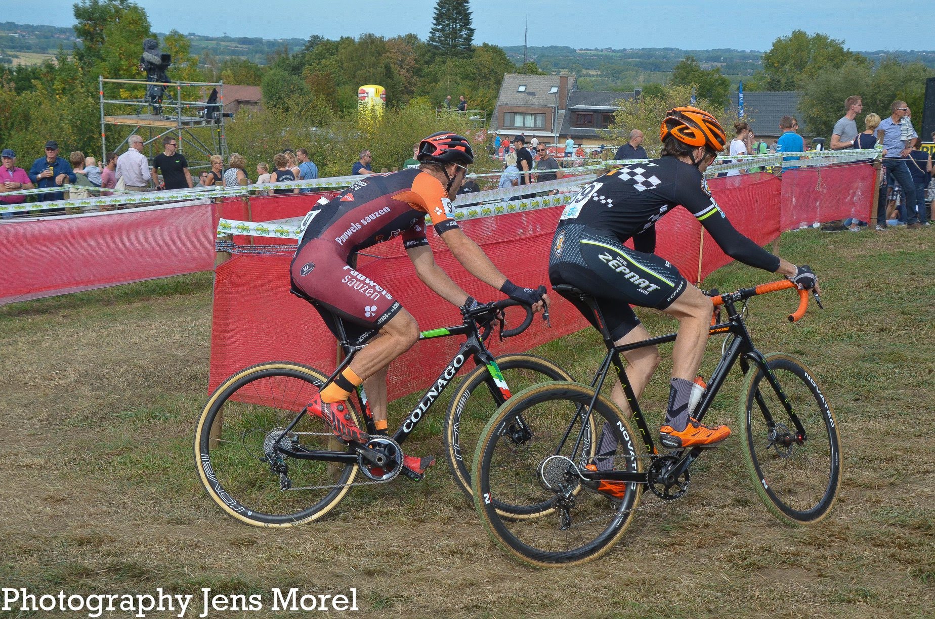 41820741_303304843586937_9084688685328236544_o (1).jpg